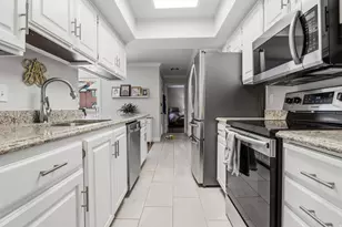 2424 E 4430 S, Holladay, UT 84124 - Photo 8