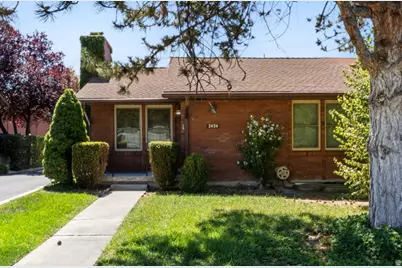 2424 E 4430 S, Holladay, UT 84124 - Photo 2