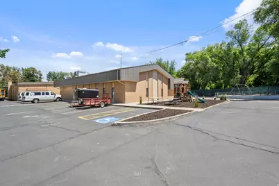 1800 E 5600 S, Holladay, UT 84121 - Photo 2
