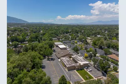 1800 E 5600 S, Holladay, UT 84121 - Photo 10