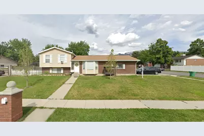 9571 S David St E #UPSTR, Sandy, UT 84070 - Photo 1
