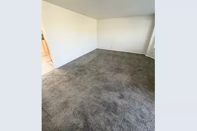 9571 S David St E #UPSTR, Sandy, UT 84070 - Photo 6