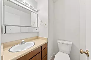 5647 S Park Pl E, Holladay, UT 84121 - Photo 12