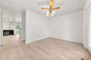 5647 S Park Pl E, Holladay, UT 84121 - Photo 2