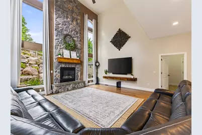 3976 N 350 W, Pleasant View, UT 84414 - Photo 20