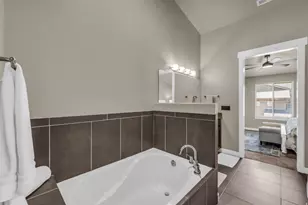 4076 S Olivia View Ln, Salt Lake City, UT 84107 - Photo 22