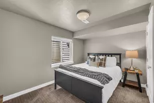 4076 S Olivia View Ln, Salt Lake City, UT 84107 - Photo 32