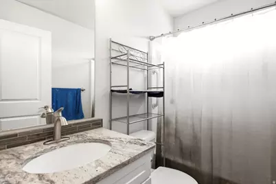 7226 W Silhouette Ln S, West Valley, UT 84081 - Photo 16