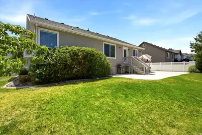 7226 W Silhouette Ln S, West Valley, UT 84081 - Photo 30