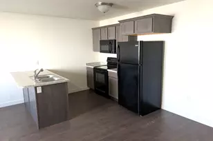 643 N 160 E, Vineyard, UT 84059 - Photo 4