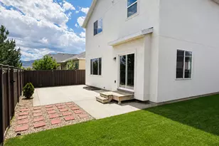 14819 S Chimney Dr, Bluffdale, UT 84065 - Photo 4