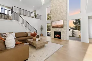 8554 S Lynwood St, Sandy, UT 84070 - Photo 8