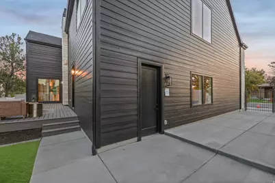 8554 S Lynwood St, Sandy, UT 84070 - Photo 78