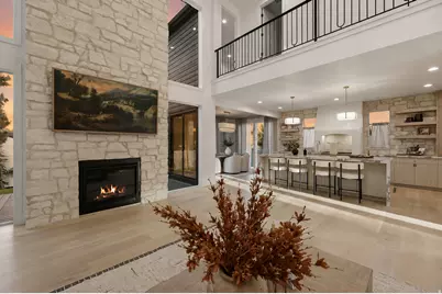 8554 S Lynwood St, Sandy, UT 84070 - Photo 26