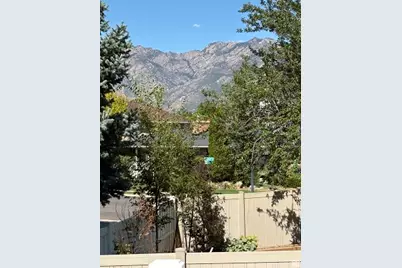 1737 E Sunrise Meadow Dr S, Sandy, UT 84093 - Photo 40