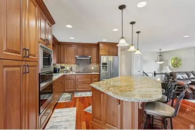 1737 E Sunrise Meadow Dr S, Sandy, UT 84093 - Photo 16