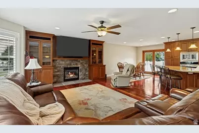 1737 E Sunrise Meadow Dr S, Sandy, UT 84093 - Photo 12