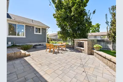 19 E 1500 S, Bountiful, UT 84010 - Photo 12