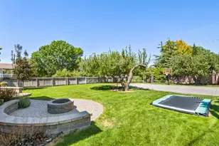 19 E 1500 S, Bountiful, UT 84010 - Photo 14