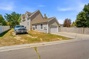 2951 E Ash Point N, Eagle Mountain, UT 84005 - Photo 36