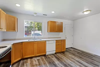 168 E Southwell St, Ogden, UT 84404 - Photo 18