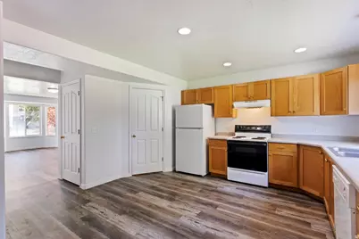 168 E Southwell St, Ogden, UT 84404 - Photo 16