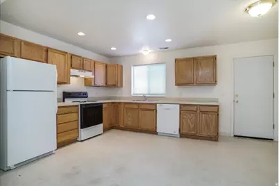 178 E Southwell St, Ogden, UT 84404 - Photo 16