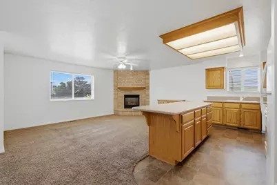 499 N 80 W, Lindon, UT 84042 - Photo 10