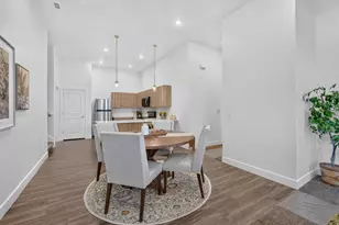 1477 N Saratoga View Ln, Saratoga Springs, UT 84045 - Photo 6