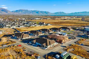 1477 N Saratoga View Ln, Saratoga Springs, UT 84045 - Photo 32