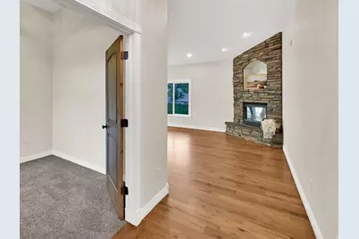 15596 S Broken Arrow Dr W, Bluffdale, UT 84065 - Photo 8