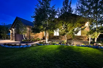 15596 S Broken Arrow Dr W, Bluffdale, UT 84065 - Photo 4