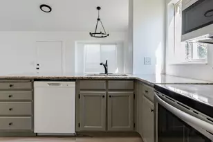 12467 Laurel Chase Dr, Riverton, UT 84065 - Photo 14