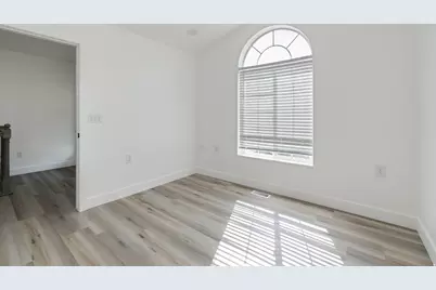 12467 Laurel Chase Dr, Riverton, UT 84065 - Photo 6