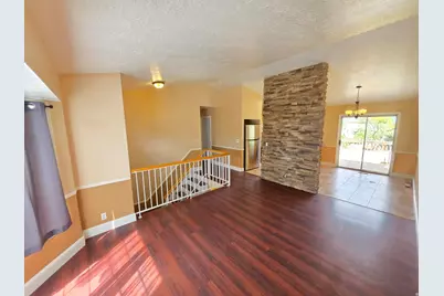 6101 S Dewdrops Dr, Kearns, UT 84118 - Photo 2