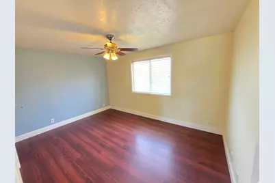 6101 S Dewdrops Dr, Kearns, UT 84118 - Photo 8