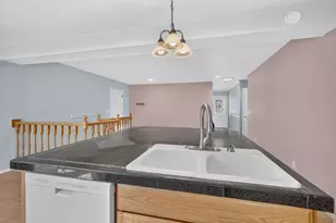2183 Gregory Ave, Riverton, UT 84065 - Photo 10