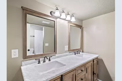 2027 S Davis Ln W, West Haven, UT 84401 - Photo 22