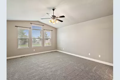 2027 S Davis Ln W, West Haven, UT 84401 - Photo 8