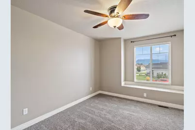 2027 S Davis Ln W, West Haven, UT 84401 - Photo 14