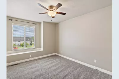 2027 S Davis Ln W, West Haven, UT 84401 - Photo 8