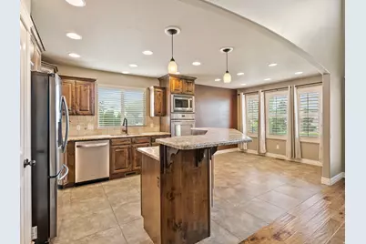 2027 S Davis Ln W, West Haven, UT 84401 - Photo 4