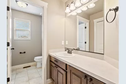 2027 S Davis Ln W, West Haven, UT 84401 - Photo 16