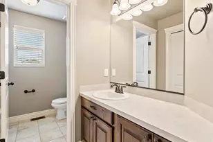 2027 S Davis Ln W, West Haven, UT 84401 - Photo 16