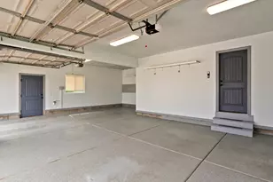 2027 S Davis Ln W, West Haven, UT 84401 - Photo 18