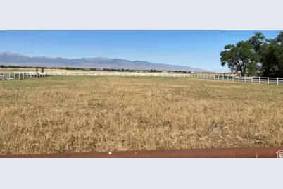 4798 N Droubay Rd, Erda, UT 84074 - Photo 14