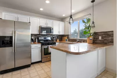 919 W 1150 S, Provo, UT 84601 - Photo 8