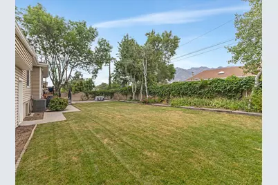 7155 S Brookhill Dr, Cottonwood Heights, UT 84121 - Photo 22