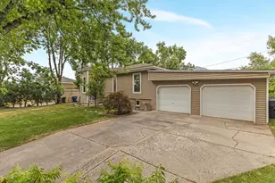 7155 S Brookhill Dr, Cottonwood Heights, UT 84121 - Photo 24