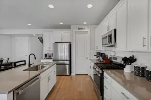 6662 W Prairie Fire Ln, Herriman, UT 84096 - Photo 10